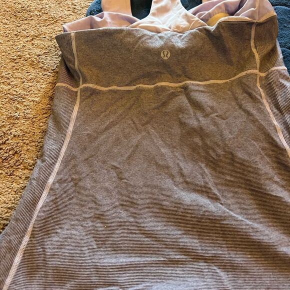 Lululemon tank top 6 - Picture 5 of 7